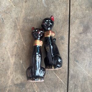 VINTAGE REDWARE SALT & PEPPER CAT SHAKERS JAPAN